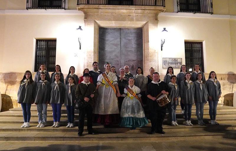 La Nit d’Albaes llena Paterna de música, versos y tradición fallera
