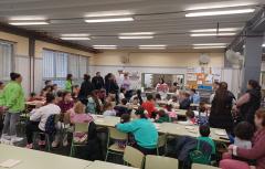 El Ayuntamiento de Paterna organiza desayunos sostenibles para concienciar sobre hábitos nutricionales en distintos colegios de la ciudad