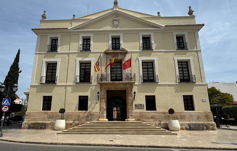 El Ayuntamiento y Aigües de Paterna siguen apostando por el talento joven con una 2ª convocatoria de becas universitarias
