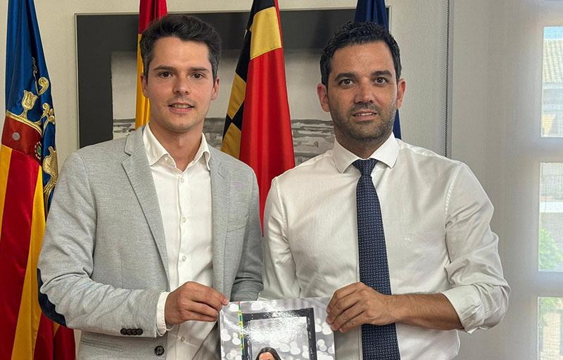 Sagredo se reúne con el director de Relaciones Externas Valencia de Mercadona para conocer la Memoria Anual de la empresa