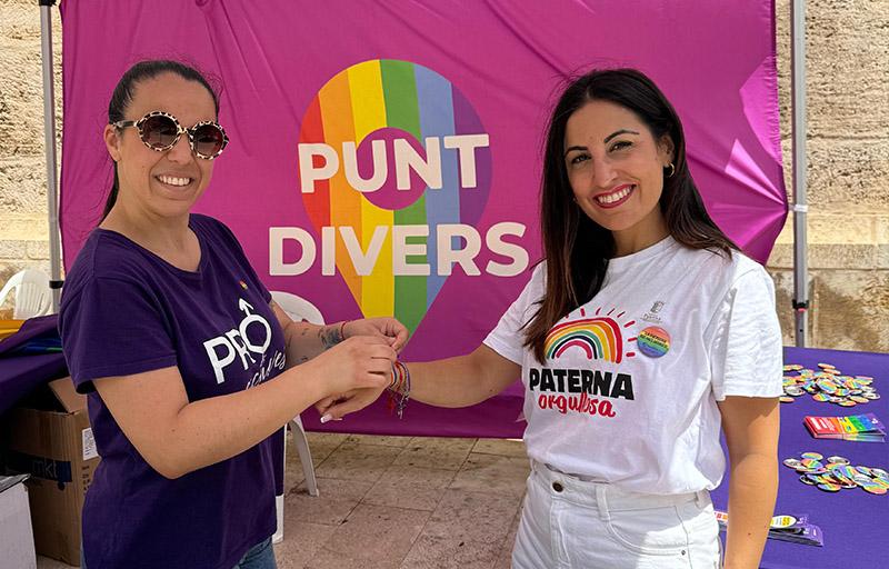Paterna reivindica el Día del Orgullo LGTBI con un Punto Arcoiris y un Desayuno Violeta