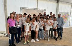 Paterna congregó alrededor de 250 niños/as de 14 municipios vecinos en una jornada de hermanamiento con el fin de visibilizar las experiencias de la Infancia tras la Dana