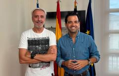 San Bernardino, el conocido colaborador de Los 40 Principales y DJ, será el pregonero de las Fiestas Mayores de Paterna 2025