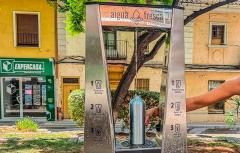 Paterna estrena la seua primera font pública d'aigua refrigerada gratuïta en la Plaça Major