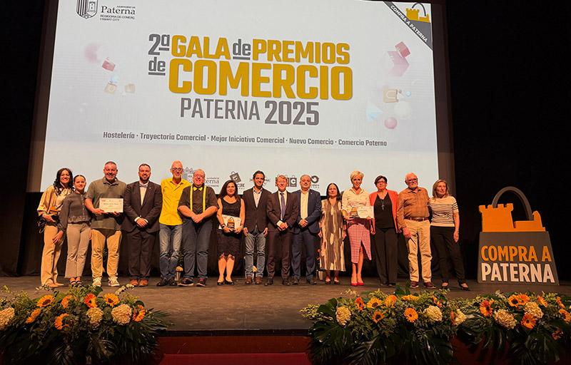 El Ayuntamiento de Paterna saca músculo del potencial comercial de la ciudad en la II Gala de Premios del comercio local