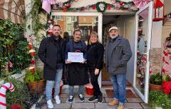 Sweet Cookies revalida el primer premio del concurso de los escaparates navideños “con más encanto” en el comercio local